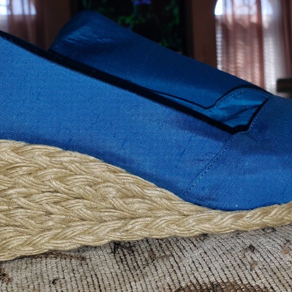 Lauren Ralph Lauren Cecilia Espadrille Wedge. Size 11 - Picture 5 of 7